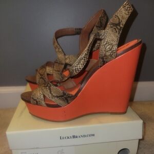 LUCKY BRAND Yulia Wedge Sandals Brand New Great for the summer